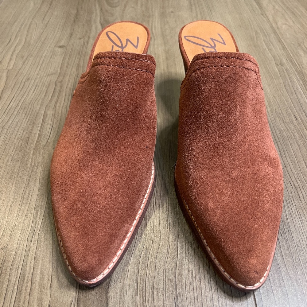 NEVER WORN Zodiac Ankle Bootie Size 9.5